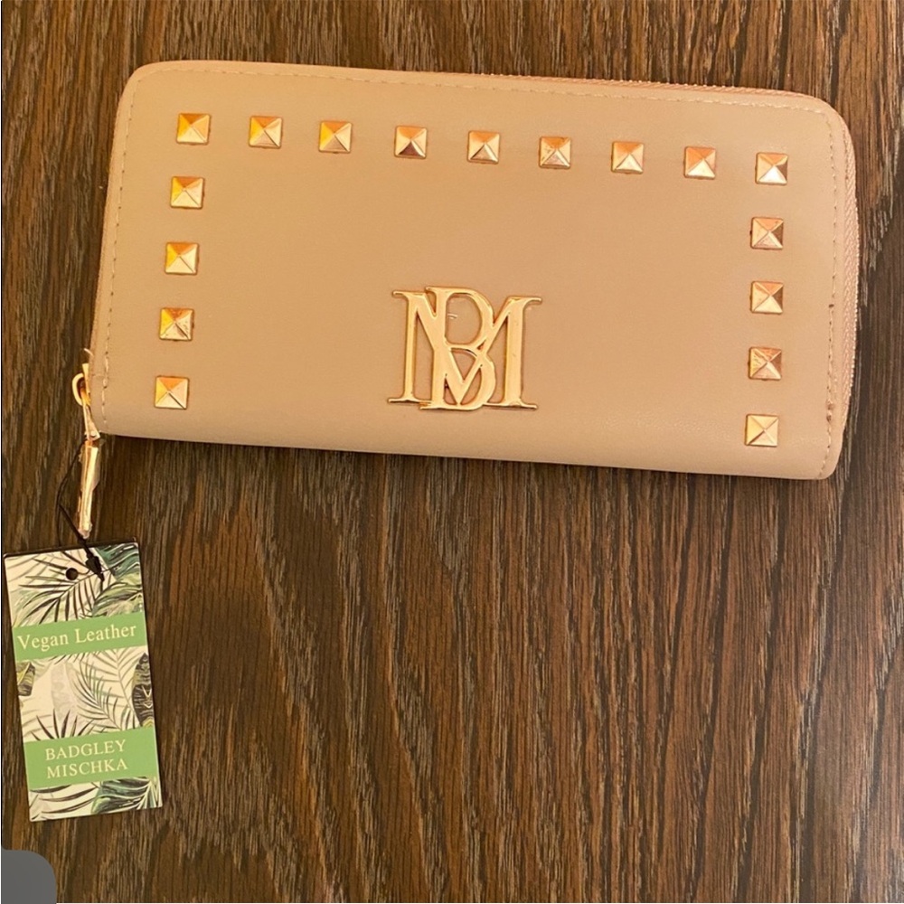 Badgley Mischka Tan Studded Wallet